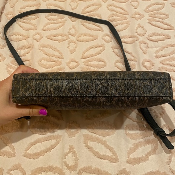 CALVIN KLEIN BROWN CROSSBODY *BRAND NEW* - Picture 6 of 7